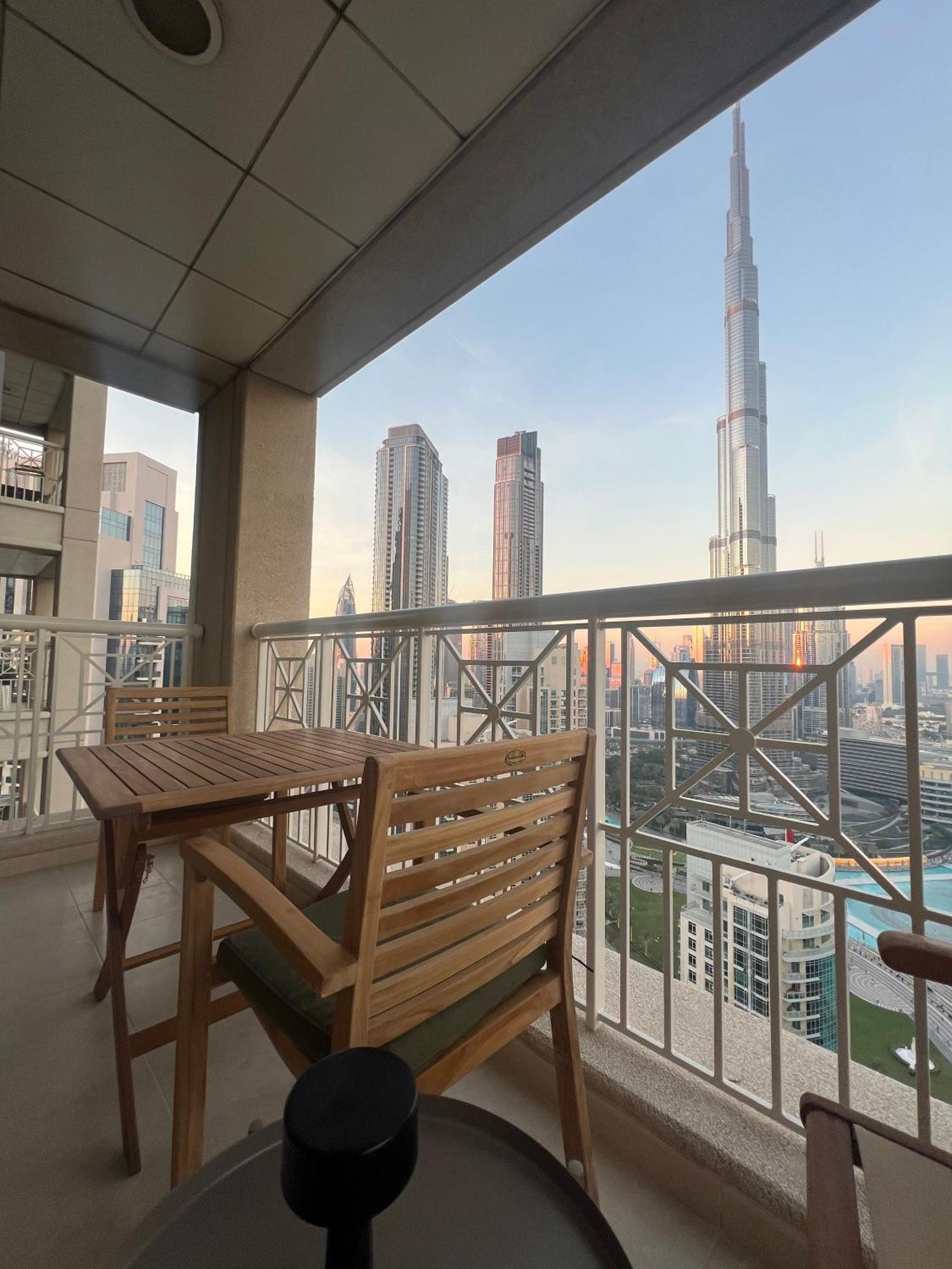 Prestige Living 2Br With Full Burj Khalifa And Fountain View By Auberge Dubaj Kültér fotó