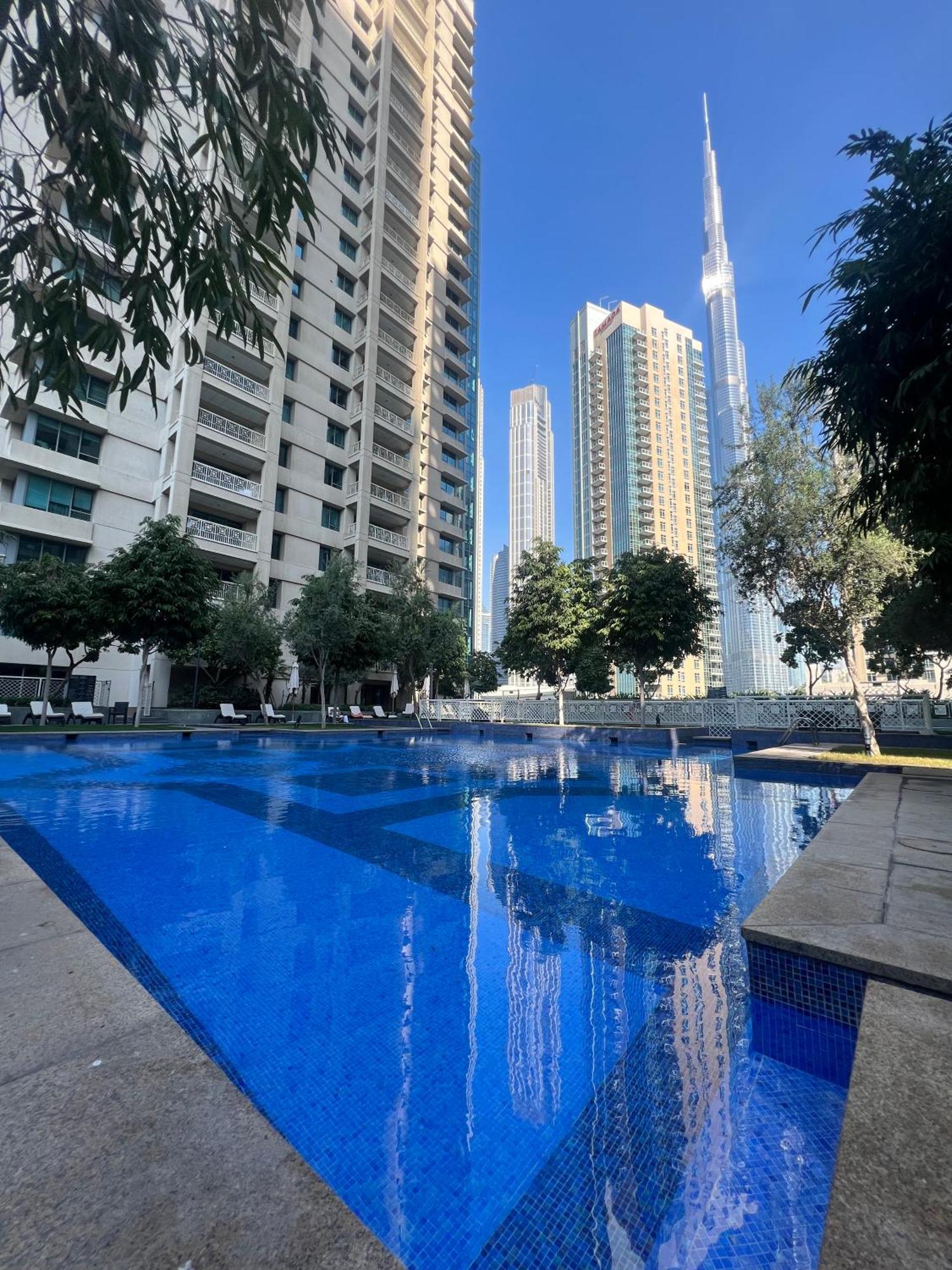 Prestige Living 2Br With Full Burj Khalifa And Fountain View By Auberge Dubaj Kültér fotó