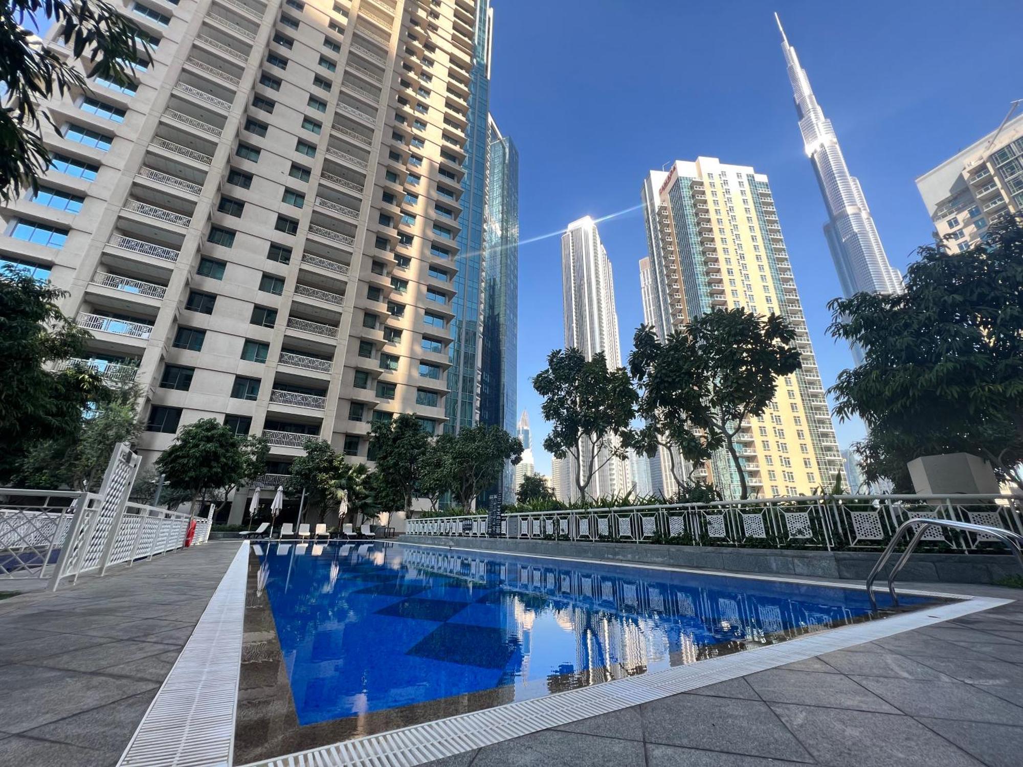 Prestige Living 2Br With Full Burj Khalifa And Fountain View By Auberge Dubaj Kültér fotó