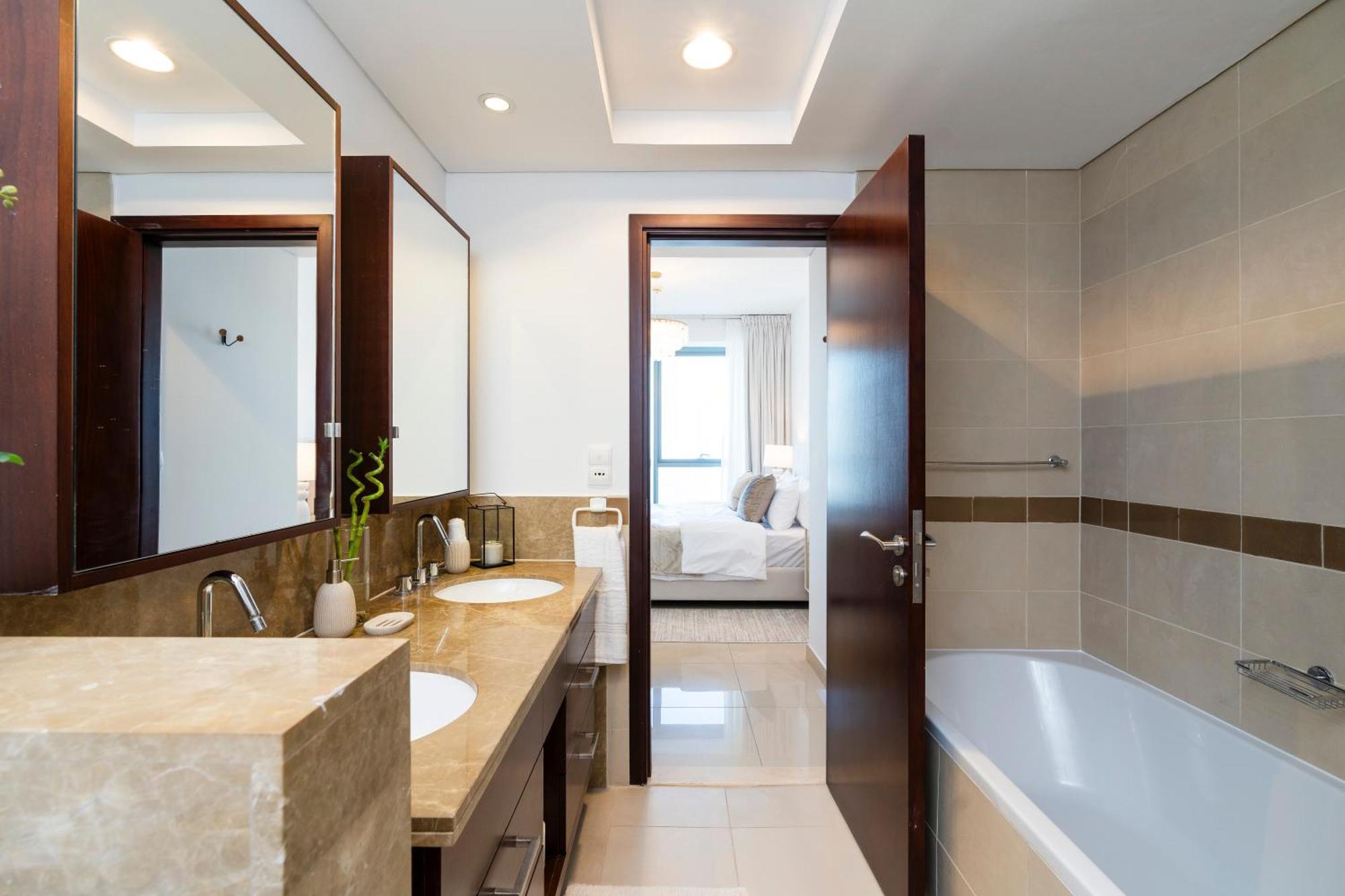 Prestige Living 2Br With Full Burj Khalifa And Fountain View By Auberge Dubaj Kültér fotó